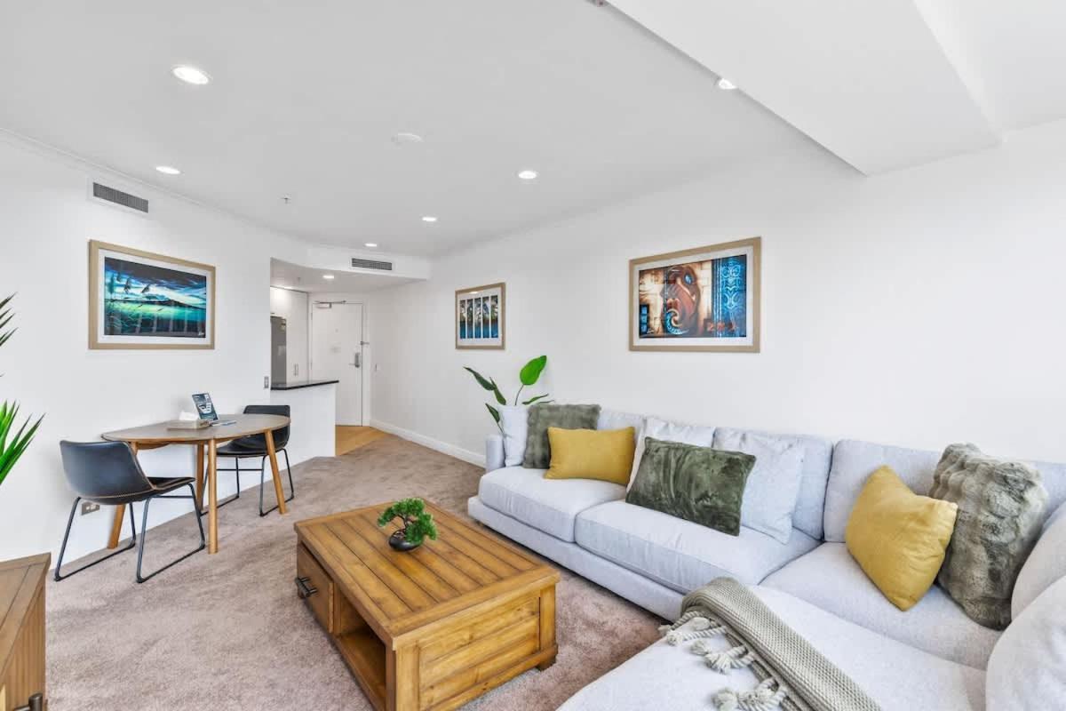 Apartment Modern 1br W Pool & Gym Steps To Takapuna